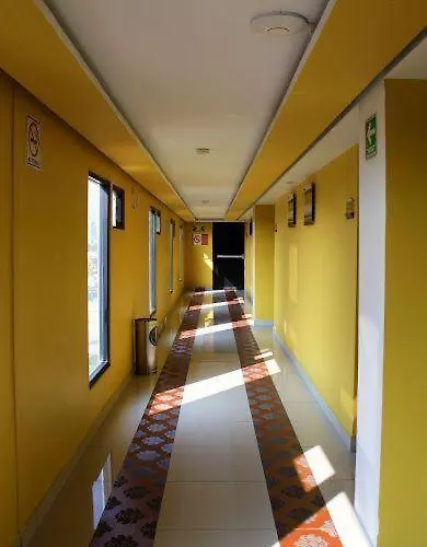 Urbane Hotel